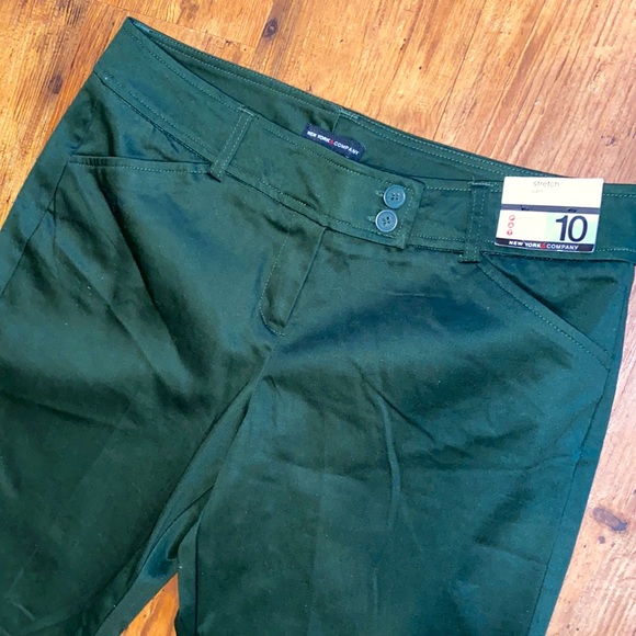 New York&Company Petite Fit And Flare Pant - Picture 4 of 5